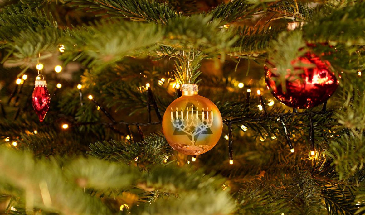 Battle of the holidays: Hanukkah vs Christmas
