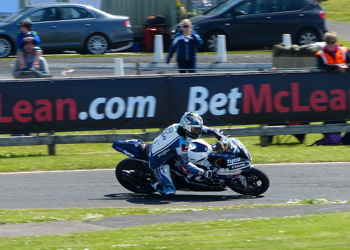 Michael Dunlop Tyco BMW-min