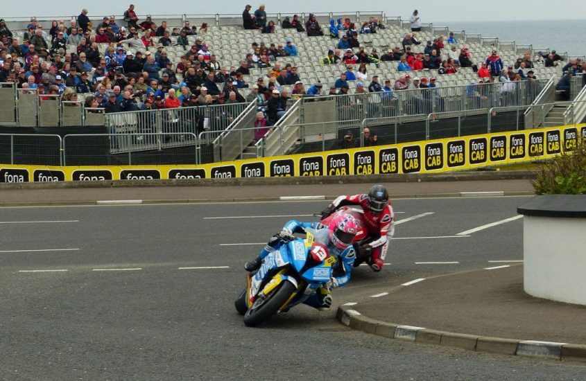 3 reasons why the North West 200 is the BEST road race in the world!