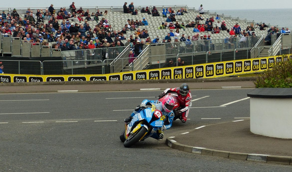3 reasons why the North West 200 is the BEST road race in the world!